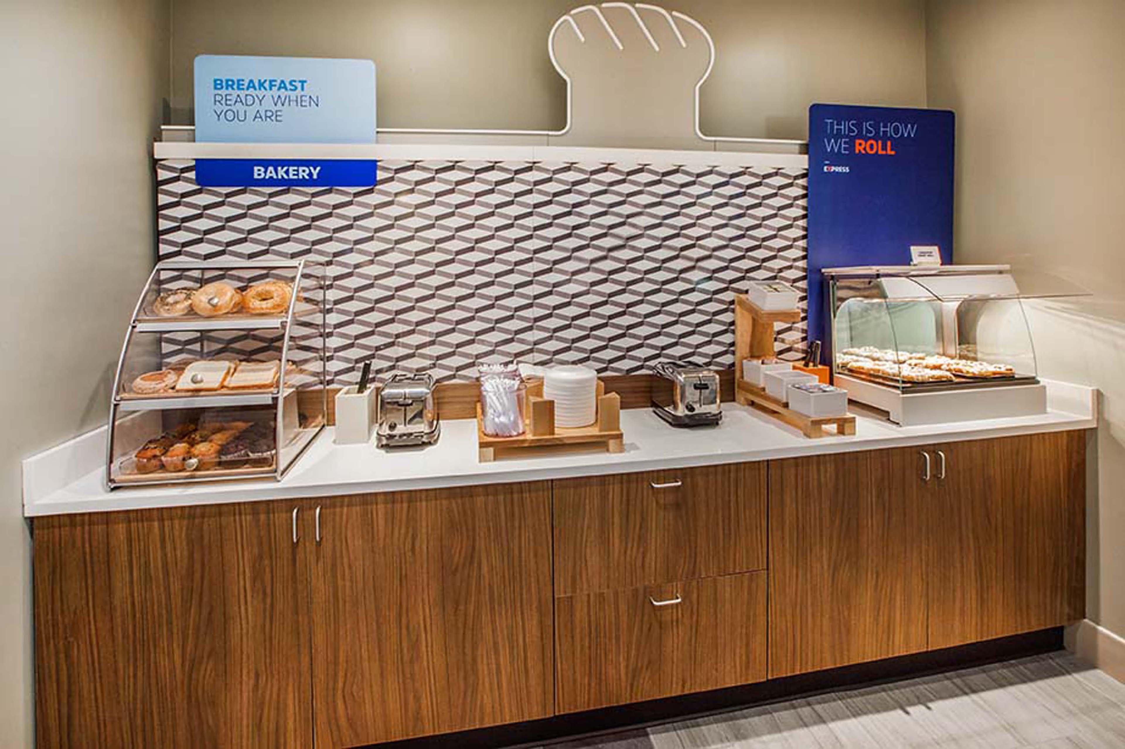 Holiday Inn Express & Suites Walterboro By Ihg Esterno foto