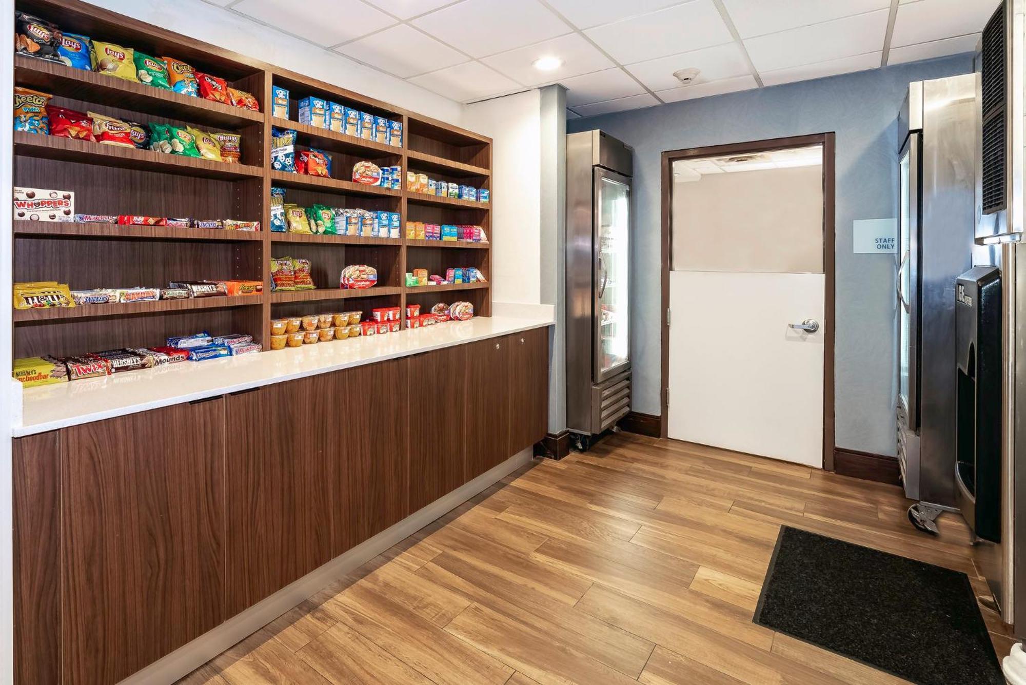 Holiday Inn Express & Suites Walterboro By Ihg Esterno foto