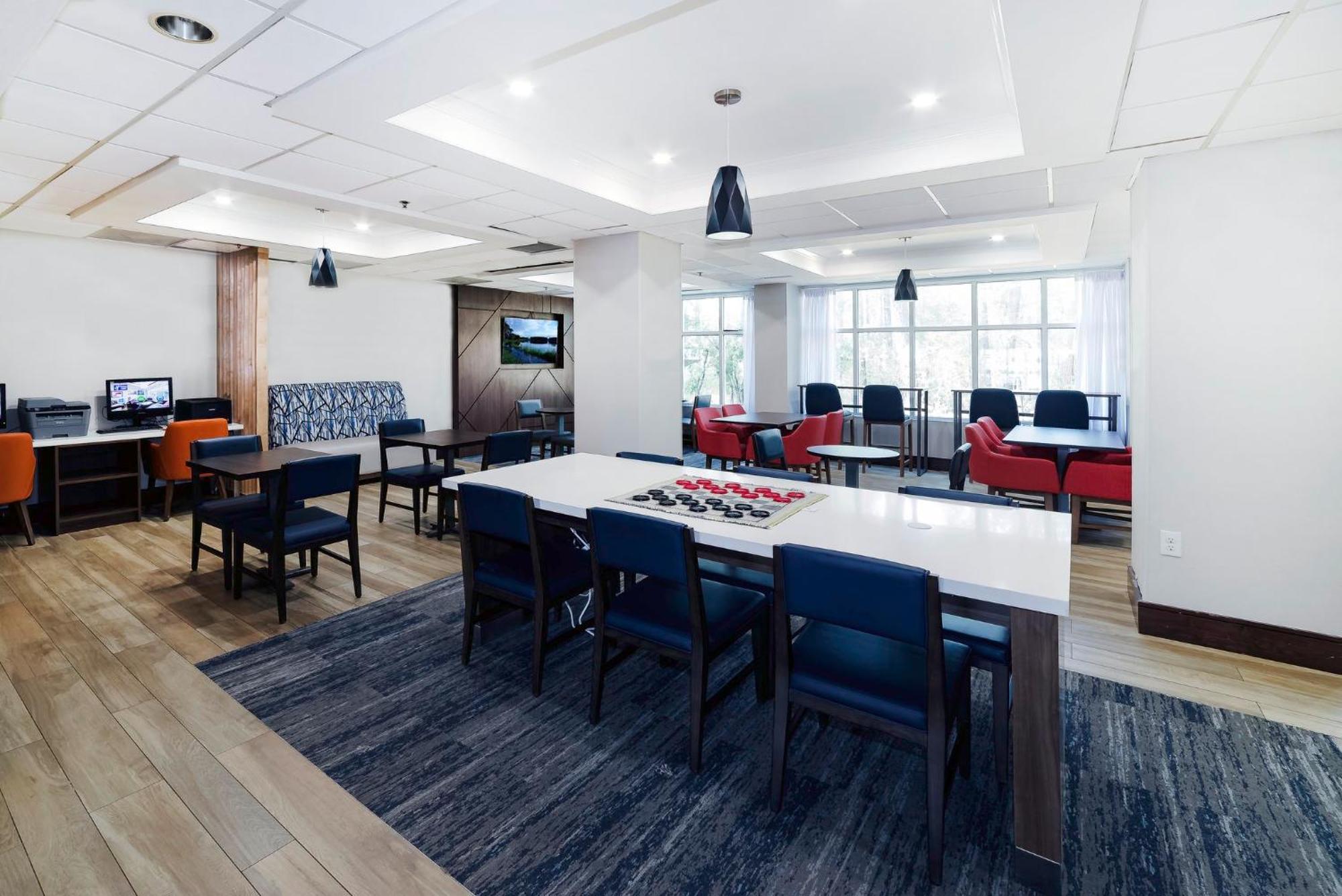 Holiday Inn Express & Suites Walterboro By Ihg Esterno foto